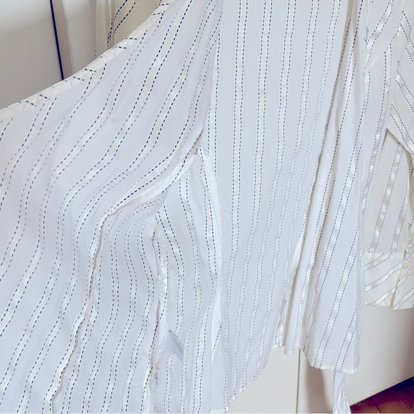White blouse with belt. Ann Taylor Loft. Size 4.​ - Picture 6 of 7